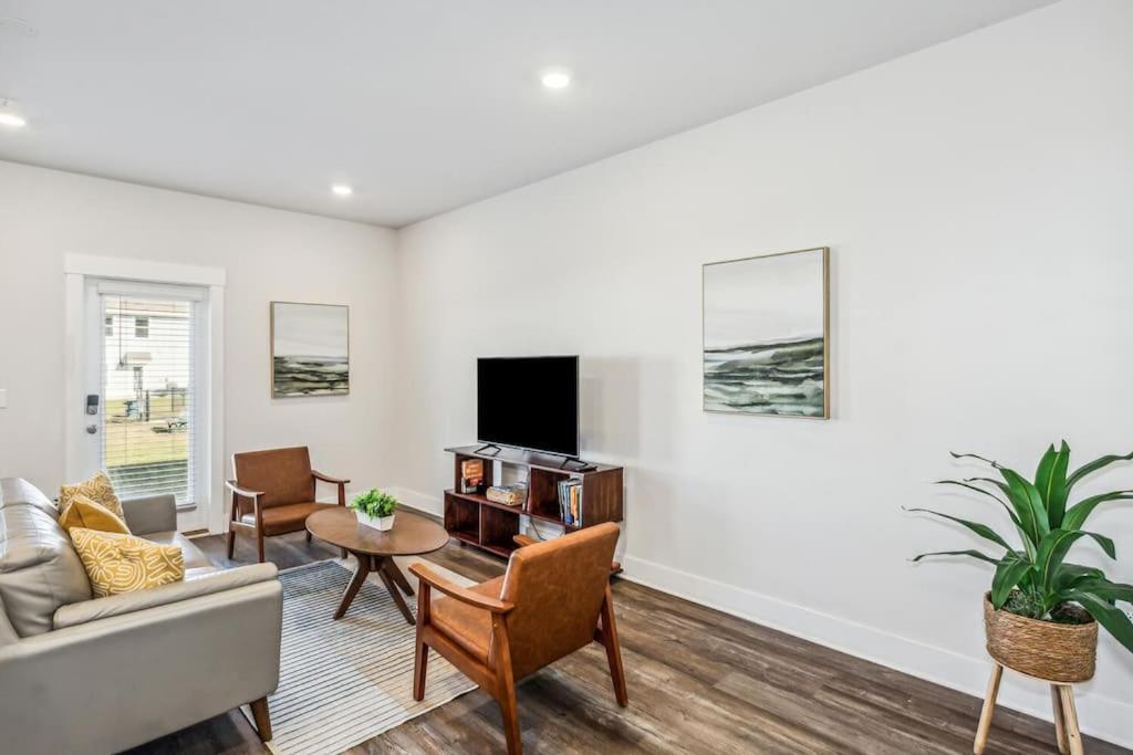 Luxury Townhome Near Downtown And Pensacola Beach Екстер'єр фото