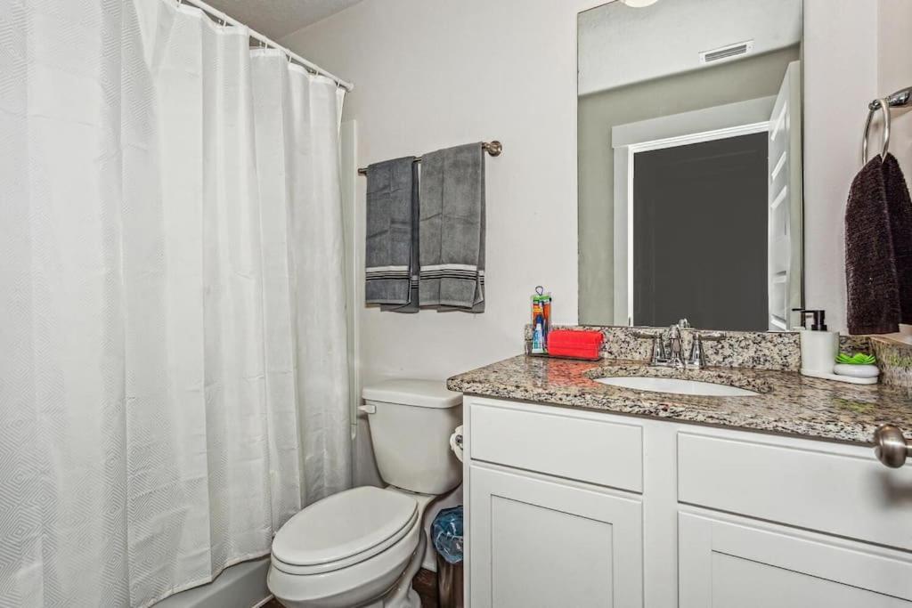 Luxury Townhome Near Downtown And Pensacola Beach Екстер'єр фото