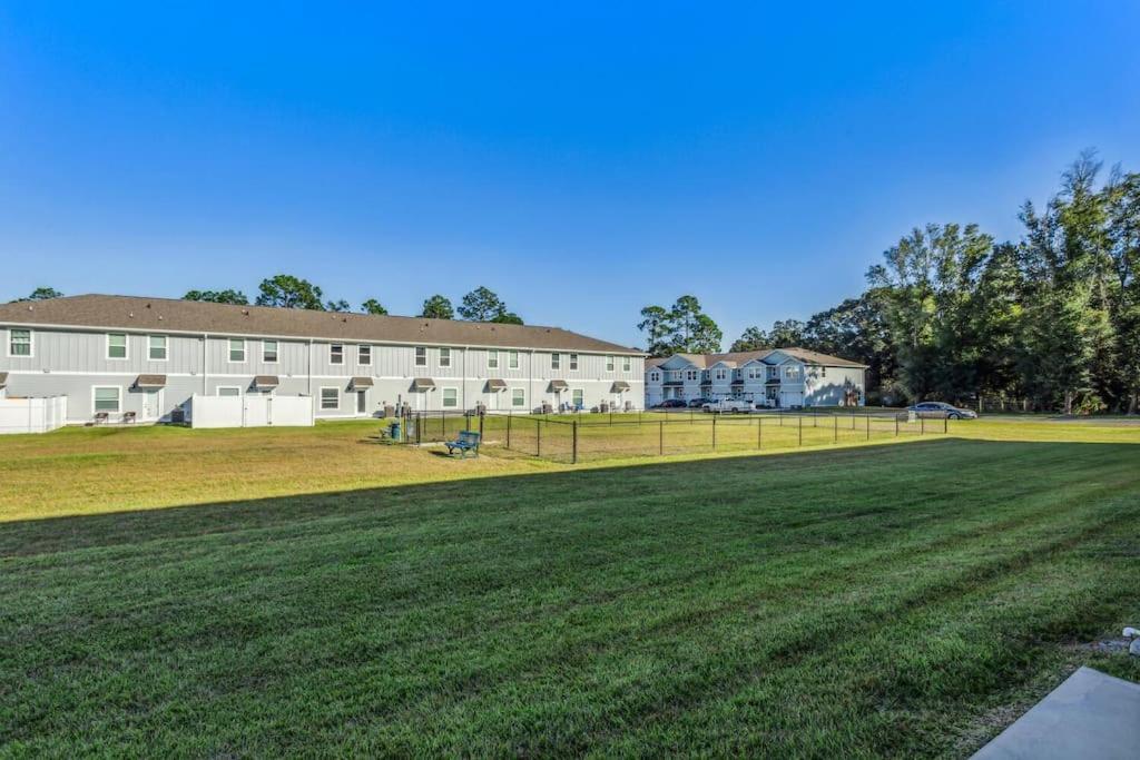 Luxury Townhome Near Downtown And Pensacola Beach Екстер'єр фото